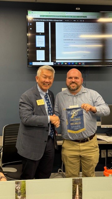 Smithtown-Saint James Kiwanis Club members